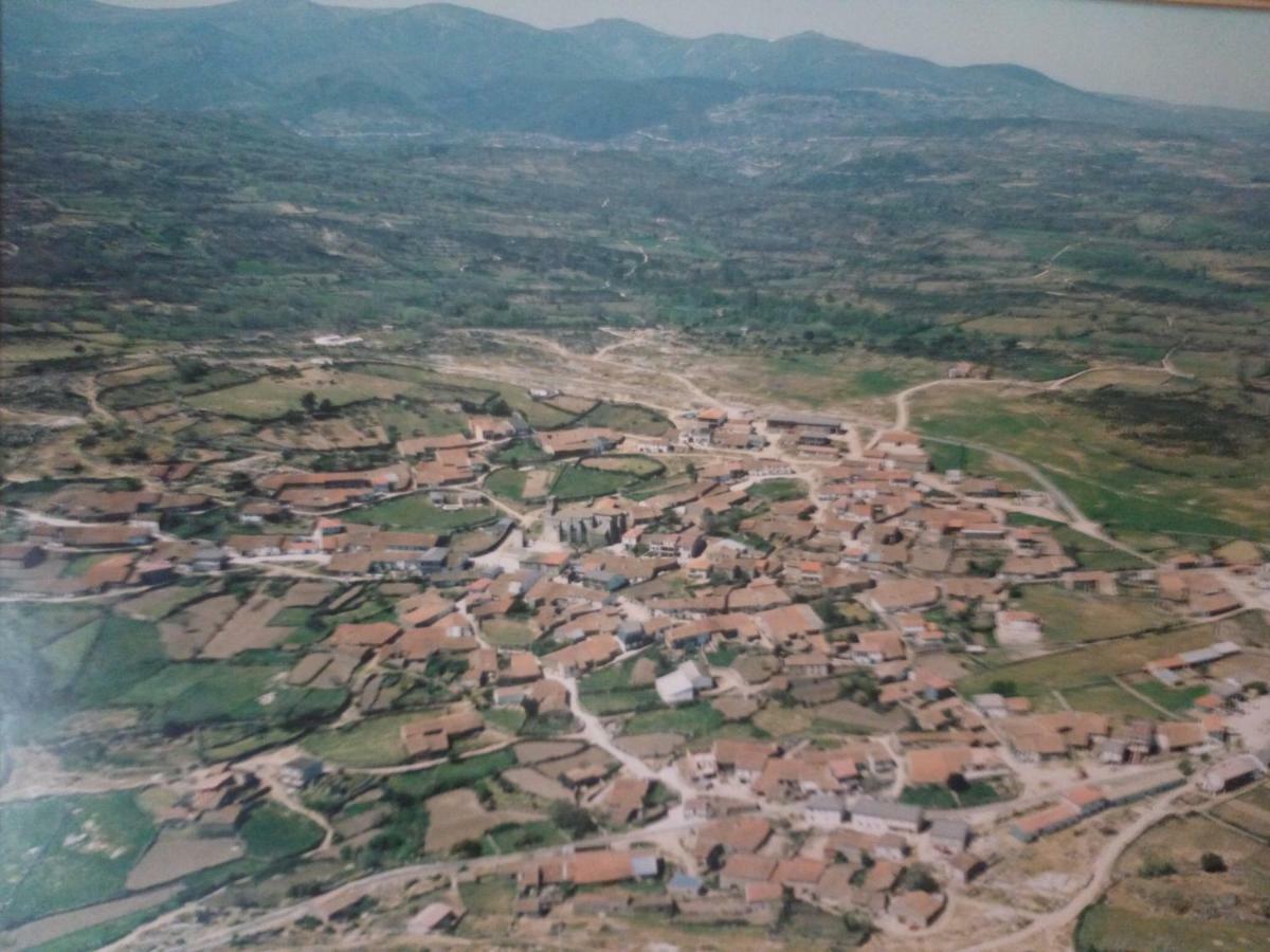 Casa Rural El Carrascal Valdefuentes de Sangusín Εξωτερικό φωτογραφία